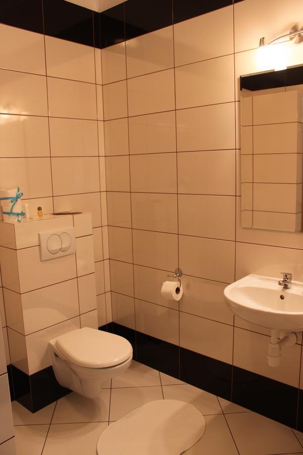 Gosciniec Legenda Hotel Wyszogrod Exterior photo